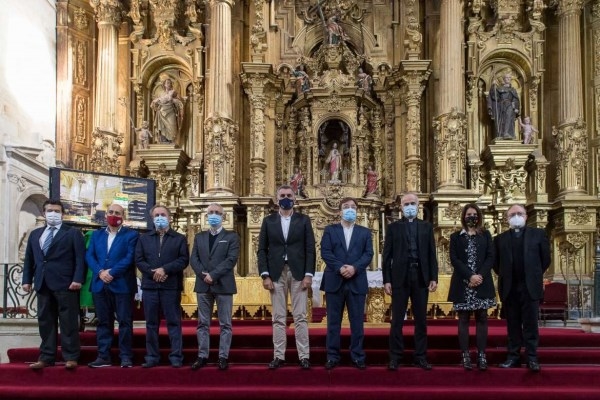 Fernández Vara destaca la importancia del “turismo espiritual” para el sector y para la región