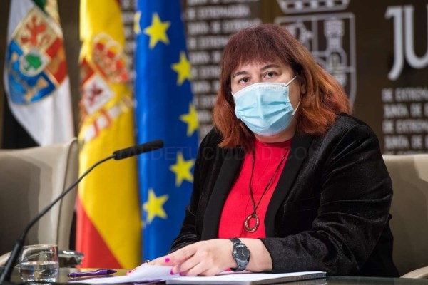La Junta defiende el futuro del sector tabaquero contra la despoblación y pone en valor a Extremadura como principal productora europea