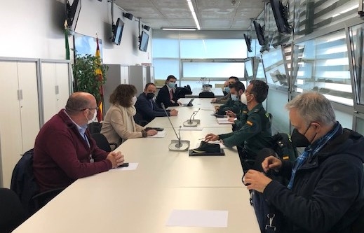 La consejera para la Transición Ecológica y Sostenibilidad se reúne con el teniente coronel de la Guardia Civil para reforzar la vigilancia medioambie