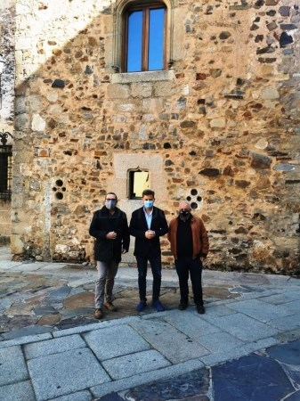 El Ayuntamiento de Cáceres y la Asociación para el Desarrollo Integral de la Sierra de Montánchez y Tamuja colaborarán en materia turística