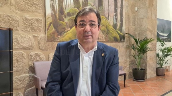 Fernández Vara destaca la participación y la innovación como claves del éxito de la Feria Transfronteriza del Gurumelo