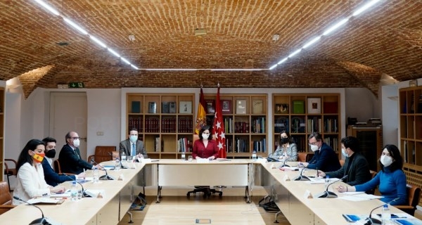 Gil Rosiña destaca la oportunidad extraordinaria y única que supone para las mujeres empresarias extremeñas que la igualdad y la perspectiva de género