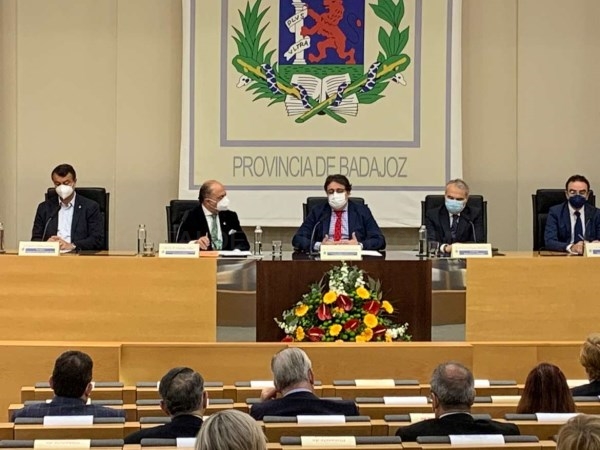 La Junta cree necesaria y positiva la cooperación sanitaria a ambos lados de la frontera portuguesa