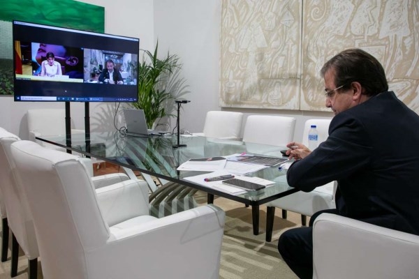 Fernández Vara aboga por aprovechar los fondos europeos para impulsar la digitalización y acabar con las brechas digitales, territoriales y sectoriale