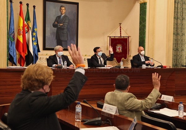 La Diputación de Badajoz aprueba por unanimidad en el pleno de junio el informe de la I Estrategia de Desarrollo Sostenible 2020-2023