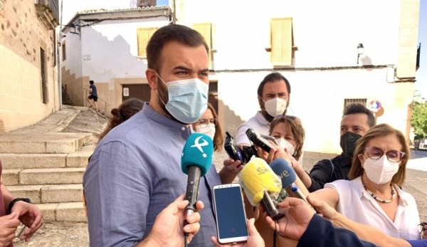 El alcalde pide extremar la responsabilidad ante el aumento de los contagios en la ciudad para no sacrificar los esfuerzos realizados