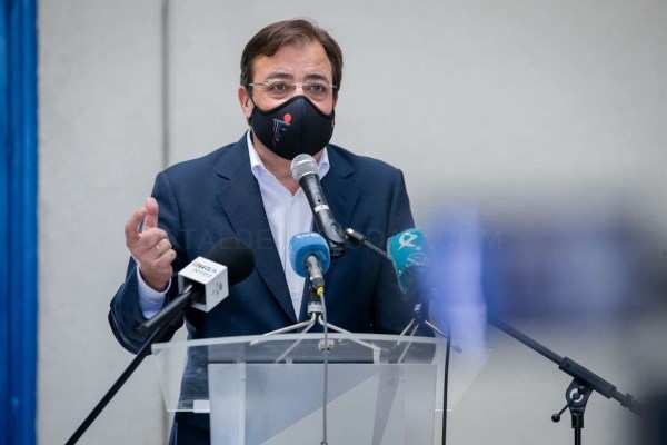 Fernández Vara afirma que Extremadura estará en los próximos años en la vanguardia de los proyectos industriales de nuestro país
