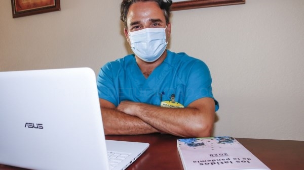«Un negacionista me llamó genocida y culpó a los médicos del covid»