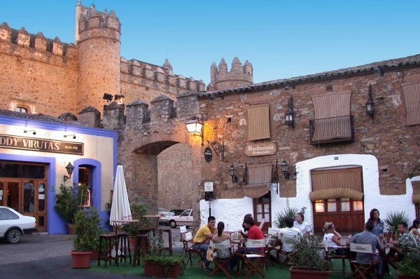 La Diputación de Badajoz ayuda con 400.000 euros a los sectores económicos más afectados por el Covid-19 durante este año
