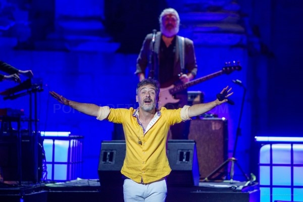 El huracán Love of Lesbian arrasa en Stone&Music Festival