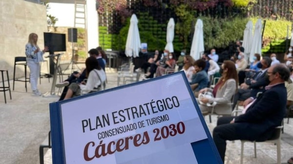 Un plan hasta 2030 quiere convertir el turismo en la gran empresa de Cáceres