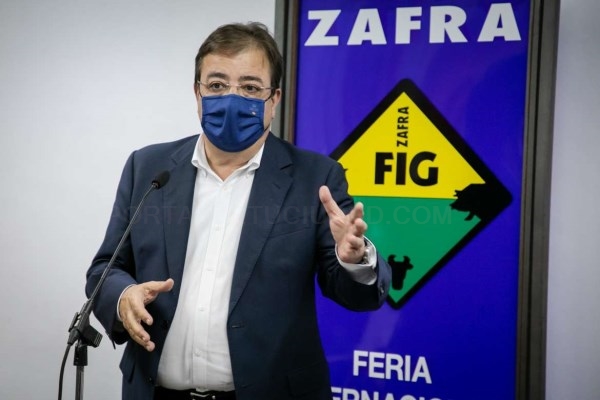 El presidente de la Junta de Extremadura asegura que el Ejecutivo va a seguir "reivindicando lo mejor" para el sector agrario en la nueva PAC