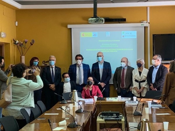 La Junta presenta en el Ministerio de Derechos Sociales la campaña de accesibilidad universal que da voz a las personas con discapacidad