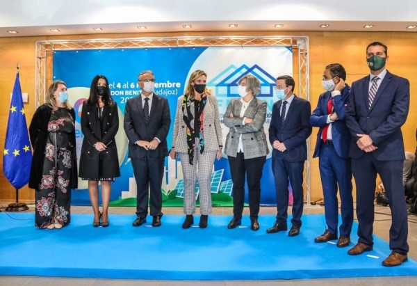 Leire Iglesias aboga en FICON por un sector de la construcción que combine los objetivos de generar empleo, garantizar el acceso a la vivienda y lucha