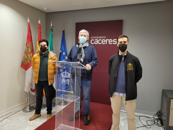 El Ayuntamiento destaca la implicación del ‘Grupo de Jóvenes Cofrades’ con la Semana Santa Cacereña