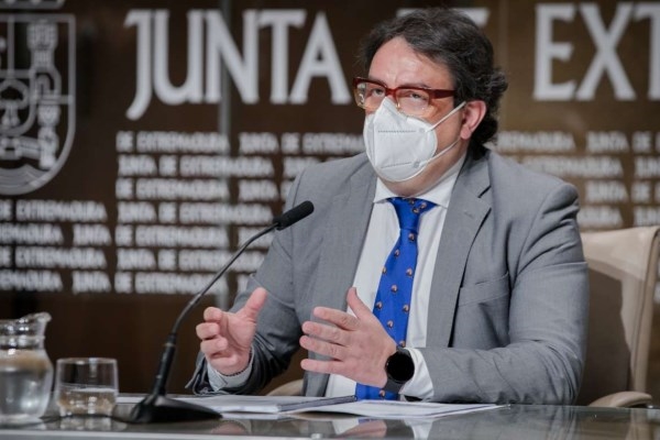 La Residencia de Mayores ‘El Valle’ de Montijo, primer centro extremeño libre de sujeciones