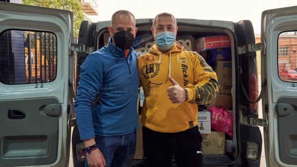 Dos policías locales de Cáceres rumbo a Ucrania: "Nos parte el corazón"