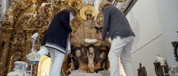 La Virgen bajará con crespones negros en recuerdo a Pilar Murillo, al covid y a la guerra