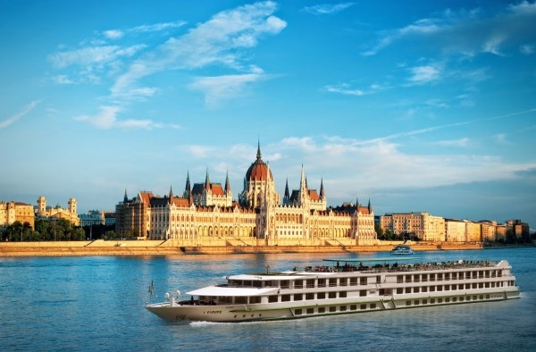 CroisiEurope propone acompañante gratis o pagando la mitad en sus más populares cruceros fluviales