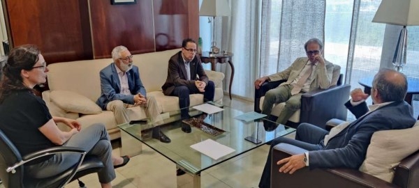 Rafael España trata con el ministro de Universidades la Ley Orgánica del Sistema Universitario o el acuerdo de financiación alcanzado con la UEX