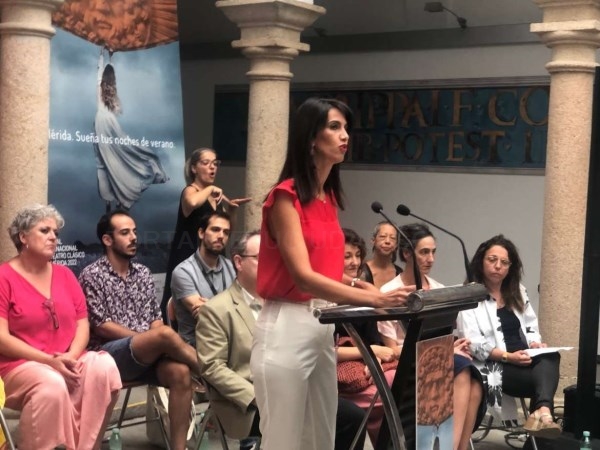 El teatro extremeño baja el telón del 68 Festival de Mérida con una propuesta de danza y teatro de La tumba de Antígona
