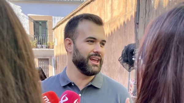 Salaya pide a Sánchez ayuda para que el bus sea definitivamente gratuito en Cáceres
