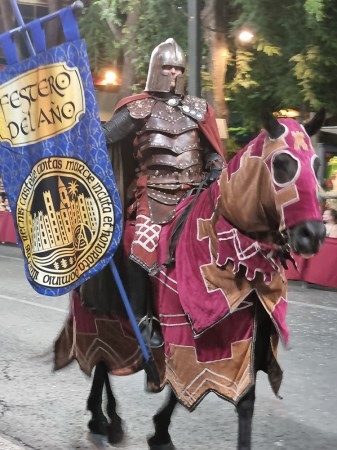 Moros y cristianos nunca se entendieron mejor que en su fiesta en Murcia