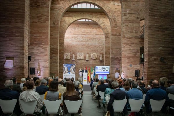Fernández Vara destaca el potencial del patrimonio extremeño para el impulso turístico de la región