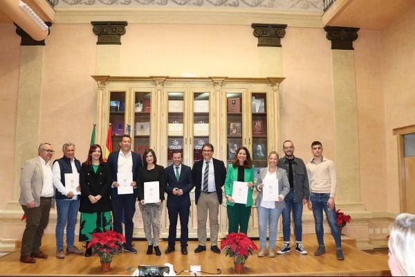 La Diputación invertirá 3,6 millones de € en cinco centros residenciales para personas mayores con dependencia