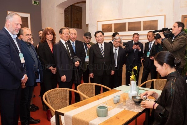 Éxito de la exposición sobre arte y cultura china en Barcelona