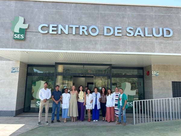 Sara Gª Espada inaugura el nuevo Centro de Salud de Logrosán, en el que se han invertido más de 3 millones de euros