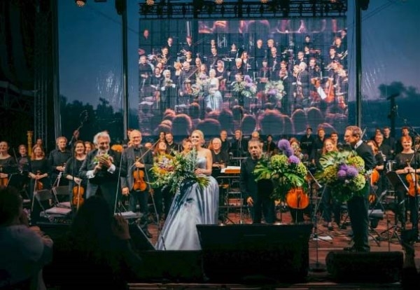 Plácido Domingo vuelve a cantar en España con dos grandes conciertos en Alicante y Chiclana