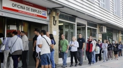 El número de parados sube en 26.087 personas en septiembre y se sitúa en 4.094.042