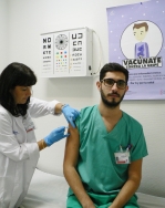 El Departamento de Salud de La Ribera inicia la campaña de vacunación 2015-16 de la gripe con más de 42.000 dosis