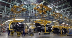 La Comunitat exhibe su atractivo industrial