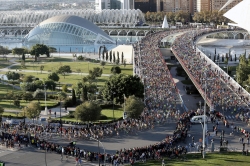 Volando sobre una ciudad de récord