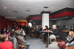 L’alcaldessa es reunix amb els veïns de l’av. Blasco Ibáñez per conéixer les seues propostes de millora