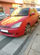 La Policía Local de Alberic detiene in fraganti a un vecino que pinchó las ruedas de más de 50 coches