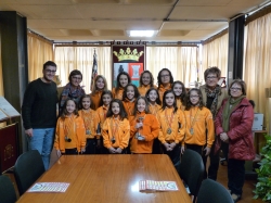 El Ayuntamiento de Benifaió rinde homenaje a las gimnastas sub campeonas del Club Rítmica Roquette