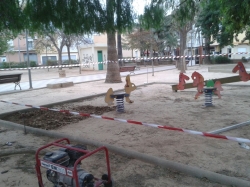 El Ayuntamiento de Benifaió invierte más de 20.000€ en la  seguridad de sus parques infantiles