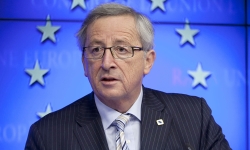 Bruselas reitera que España incumplirá sus objetivos de déficit y alerta de la incertidumbre
