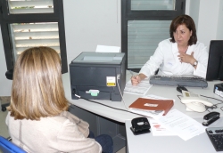 El Departamento de Salud de La Ribera chequea a cerca de 4.400 pacientes crónicos para prevenir los problemas respiratorios propios del invierno