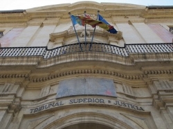 El TSJ también tumba el decreto del Consell que obliga a los médicos a jubilarse a los 65 años