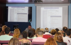 Profesionales sanitarios del Departamento de Salud de La Ribera reciben formación contra violencia de género