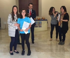 Amparo Ferriols gana el primer concurso de pintura al aire libre de Alberic