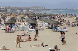 Las buenas expectativas turísticas valencianas disparan las previsiones de creación de empleo