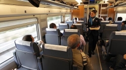 Renfe lanza billetes de AVE a mitad de precio para viajar en agosto