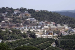 Alzira pide a los propietarios de chalés que acondicionen sus viviendas contra incendios