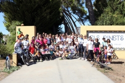 "A poc a poc" comença les activitats omplint el paratge natural Els Pinets de gent i bicicletes.
