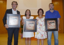 El Hospital de La Ribera recibe el ‘Reconeixement 2016’ de AGUAFA, la Asociación de Alzheimer de Guadassuar
